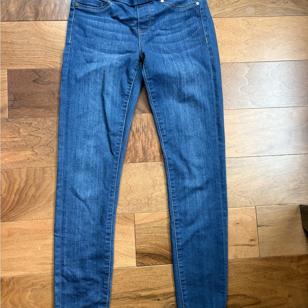 Women's Blue Jeans
